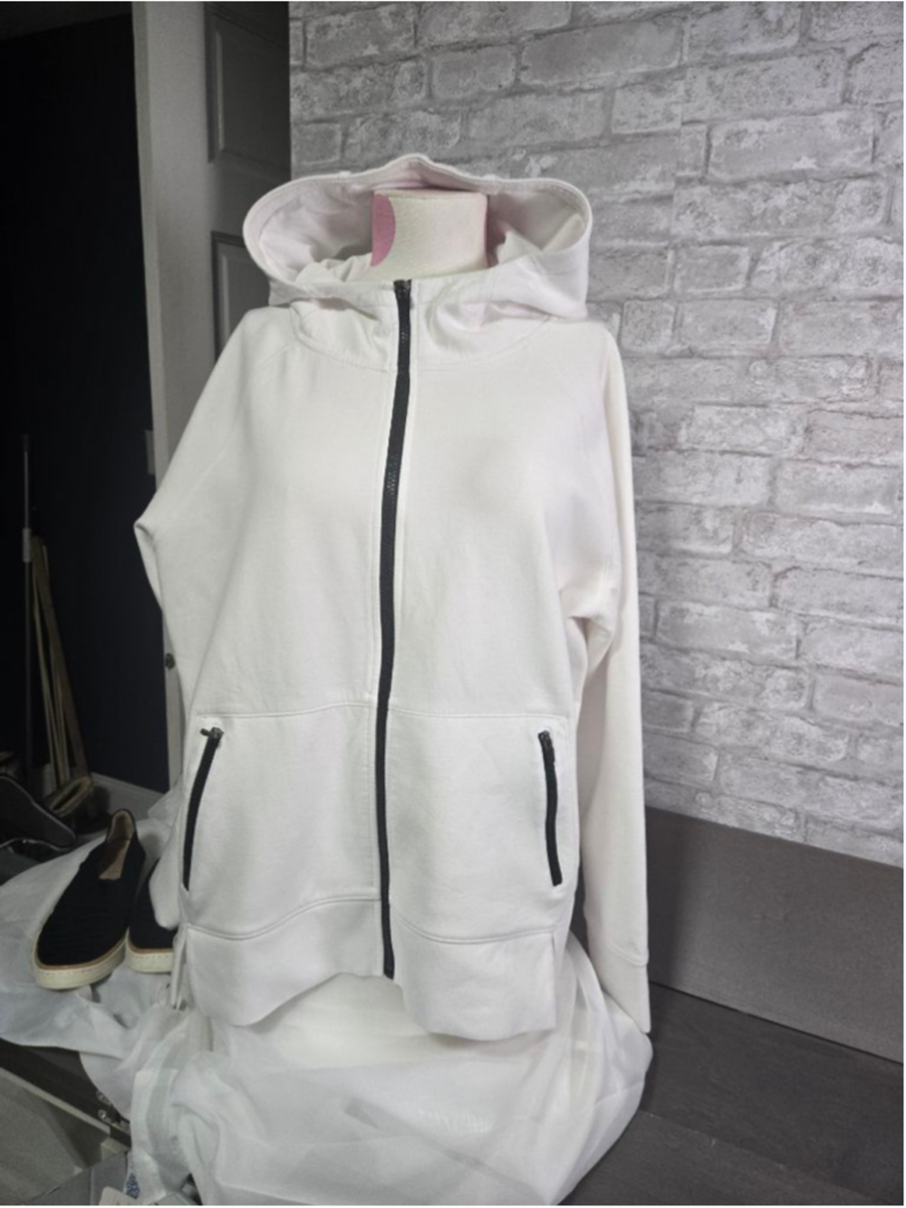 Women's DSG White Full-Zip Hoodie with Black Zippers, Size L